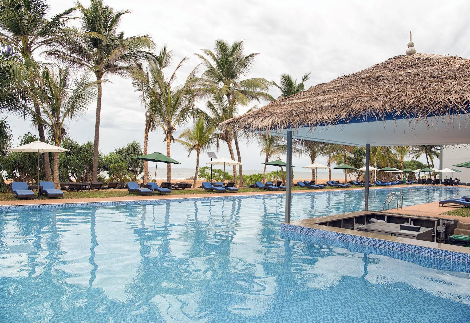 Jie Jie Beach Hotel Wadduwa Exteriör bild